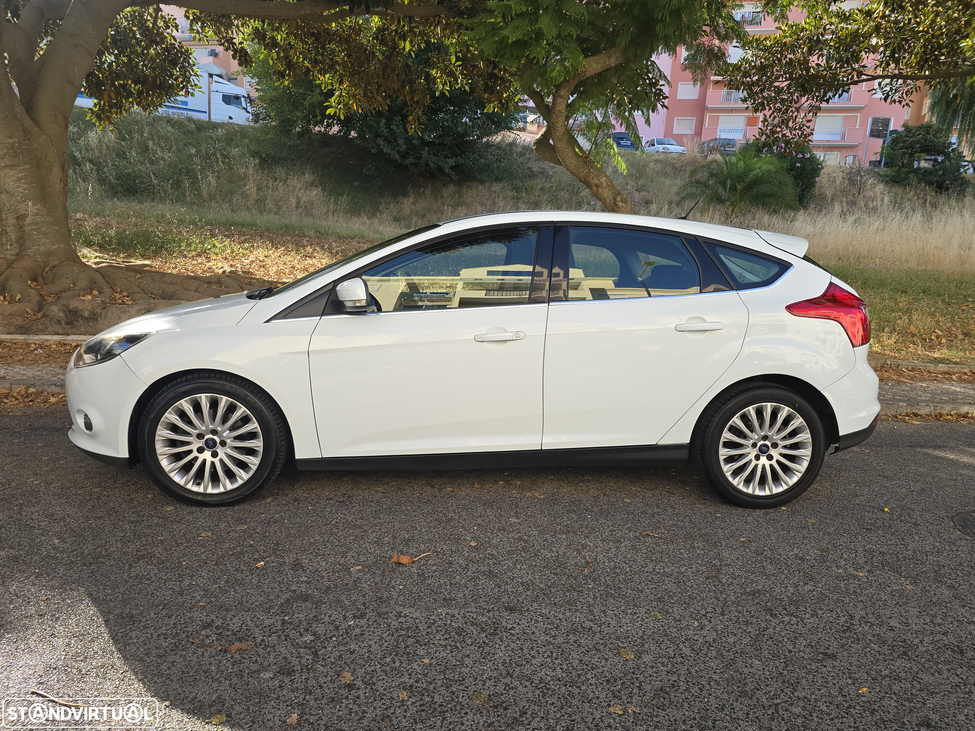 Ford Focus 2.0 TDCi Titanium PowerShift - 10