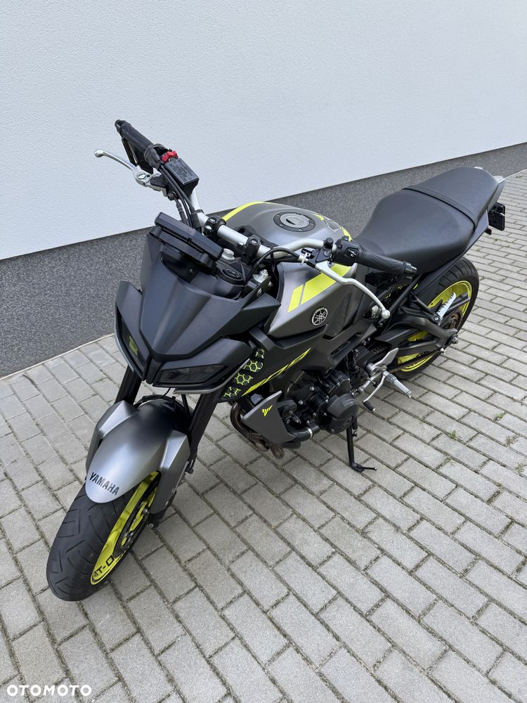 Yamaha MT - 1