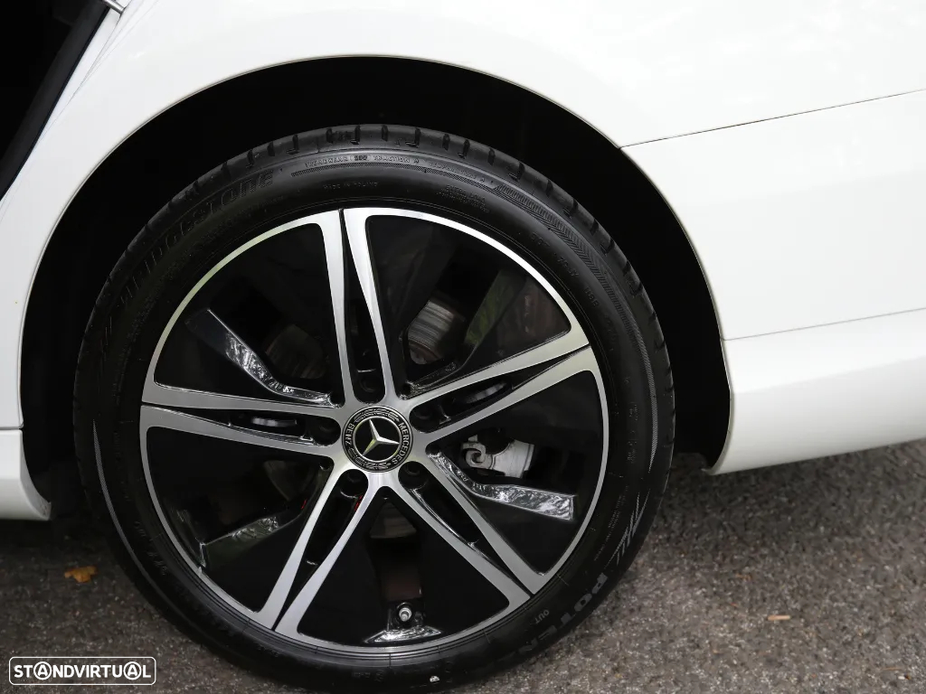 Mercedes-Benz C 300 e Avantgarde - 9