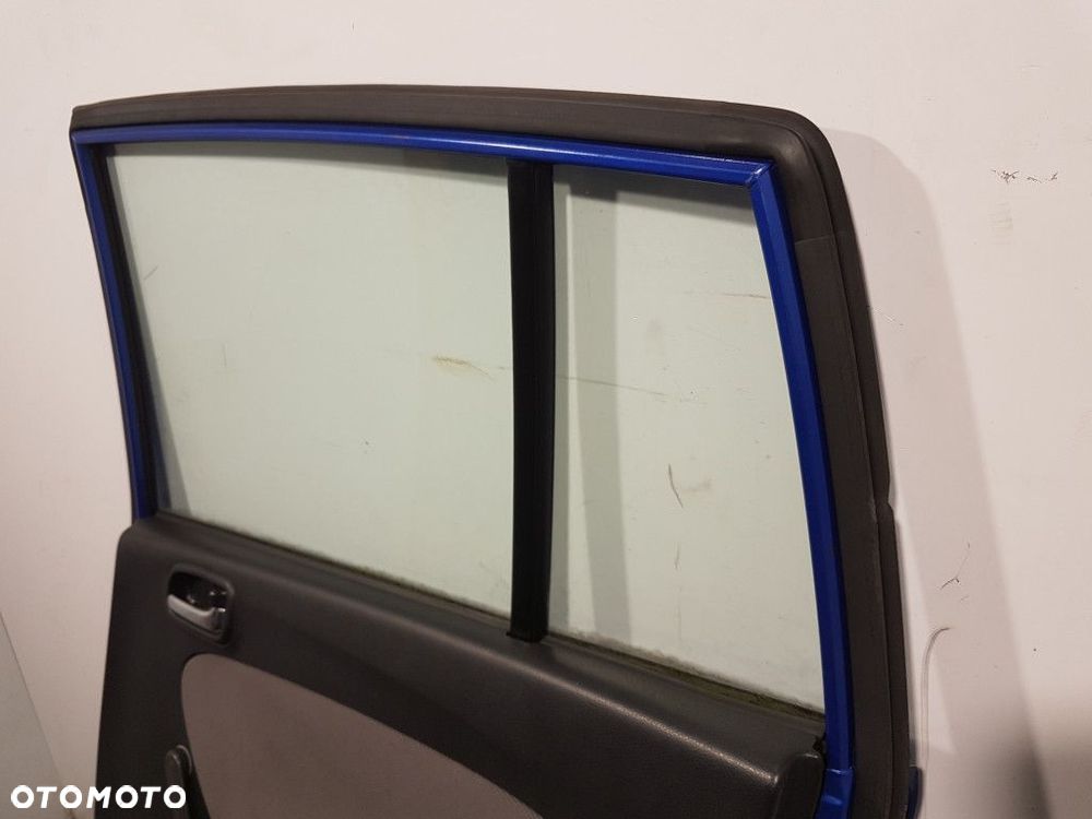 DAIHATSU CUORE VI DRZWI TYŁ PRAWEJ HB 5D - 9