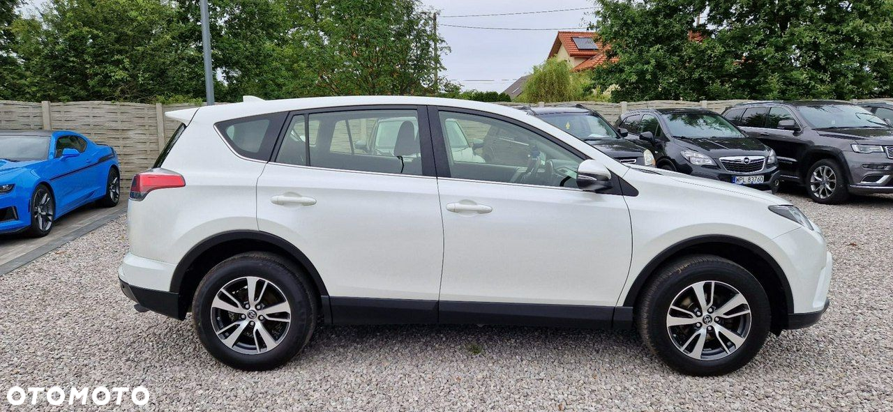 Toyota RAV4 - 12