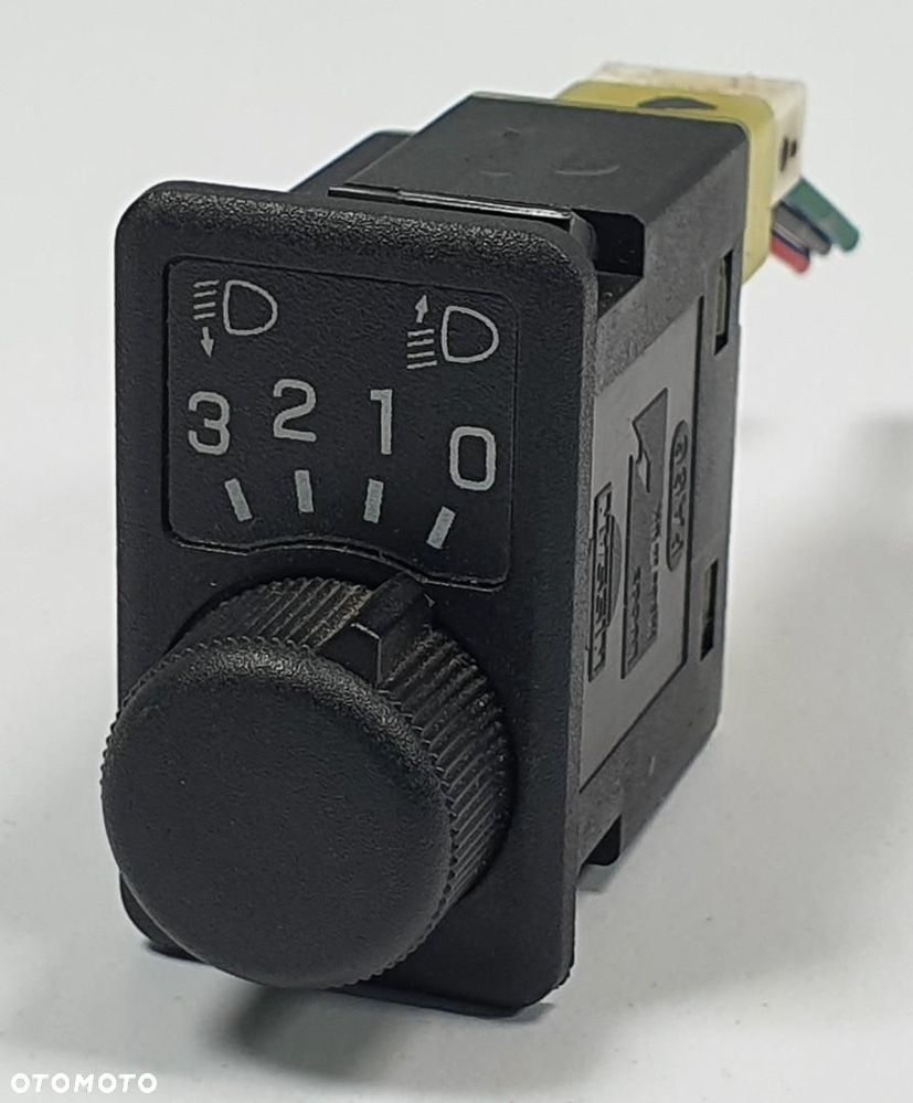 PANEL PRZEŁĄCZNIK REGULACJI ŚWIATEŁ NISSAN MICRA K11 36933 30998 - 1