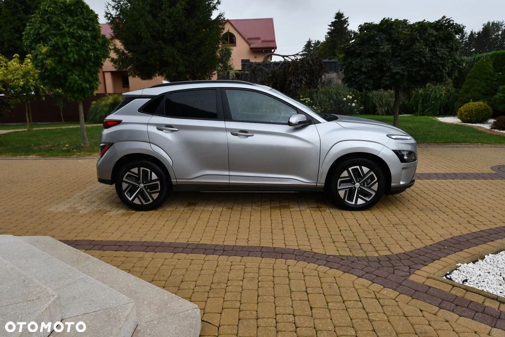 Hyundai Kona 39kWh Premium - 12