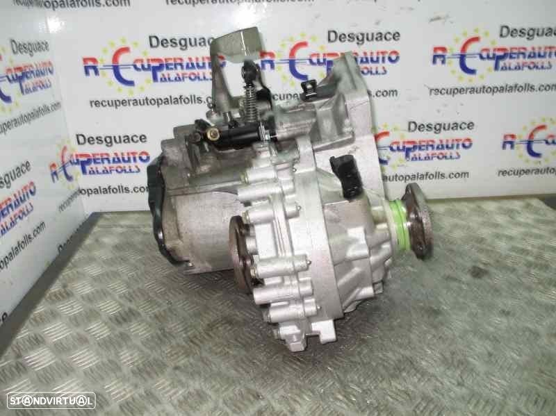 CAIXA VELOCIDADES AUDI A3 2000 - 3