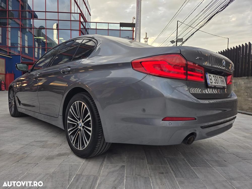 BMW Seria 5 530d xDrive AT - 6