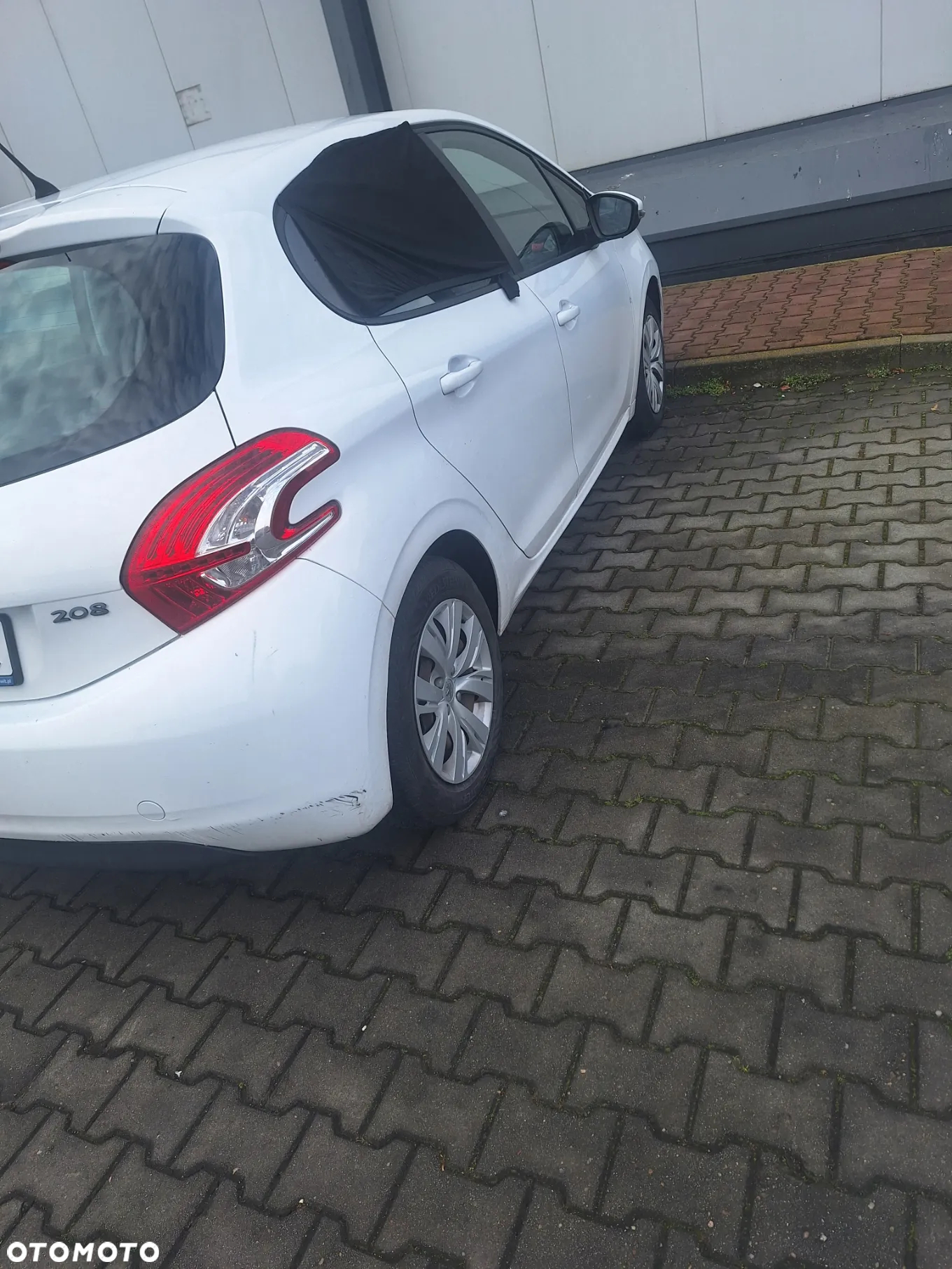 Peugeot 208 1.4 HDi Access - 4
