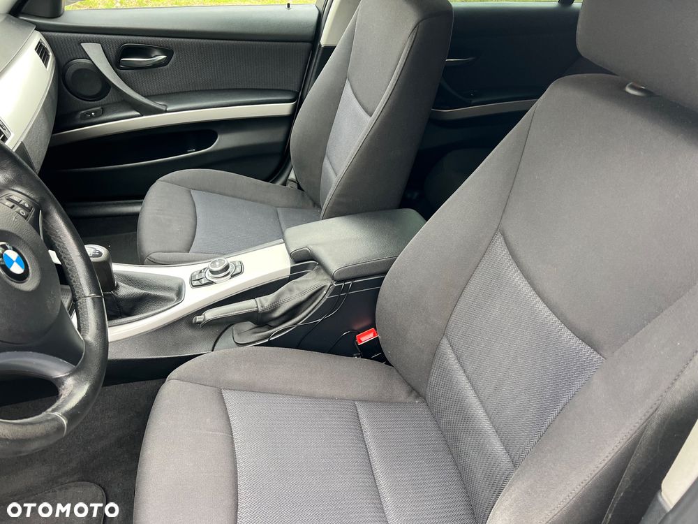 BMW Seria 3 318i Edition Lifestyle - 12