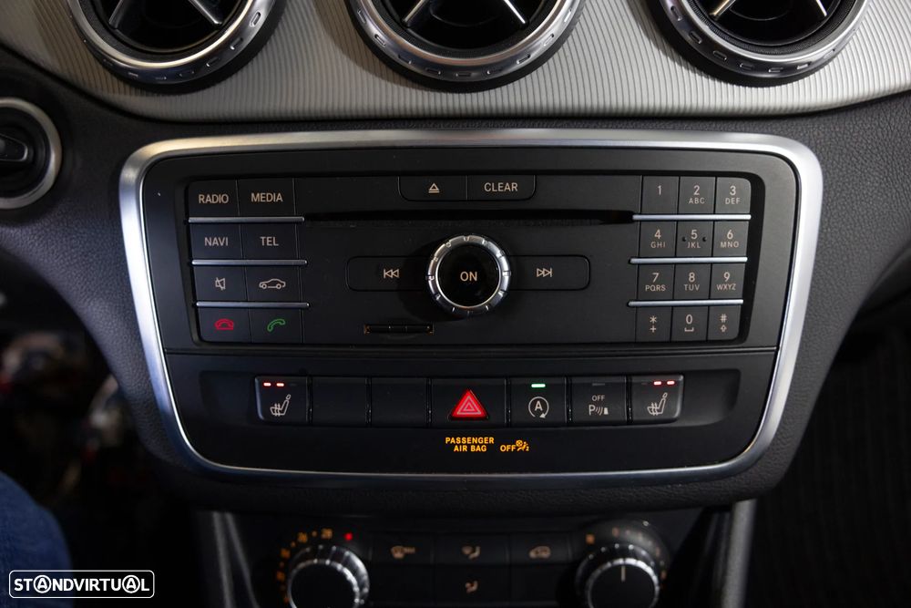 Mercedes-Benz GLA 180 (CDI) d Urban - 11