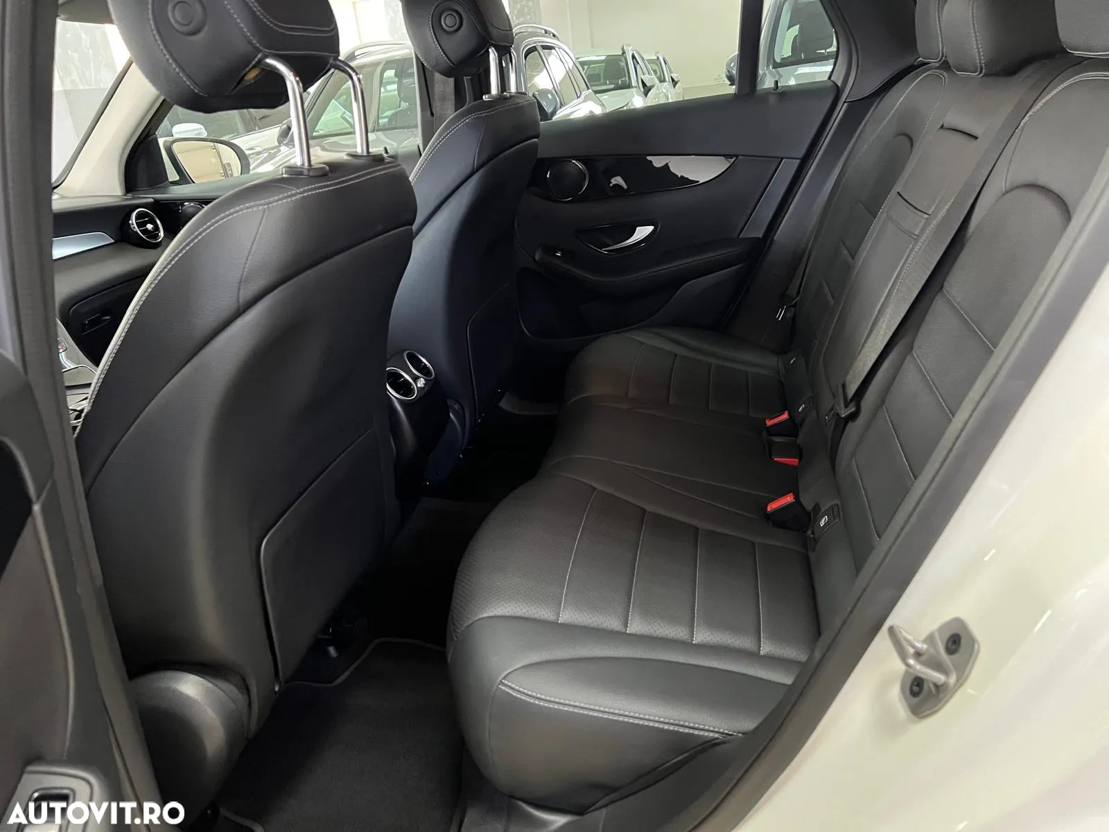 Mercedes-Benz GLC 200 d 4Matic 9G-TRONIC Exclusive - 20