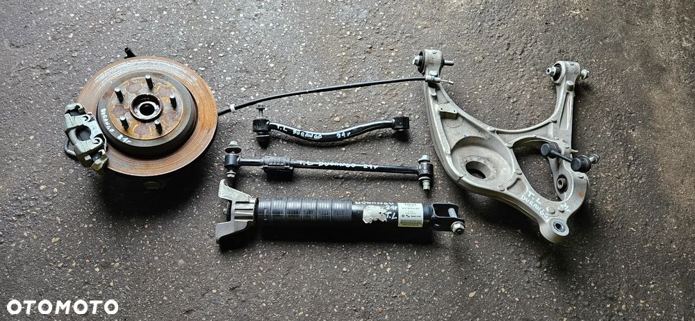 DODGE DURANGO III LIFT 2021-2025  Zawieszenie Tylne Lewe Zawieszenie tylne Lewy Wahacz 52124815AD Amortyzator 89-4104-000-865  Drążek - 2