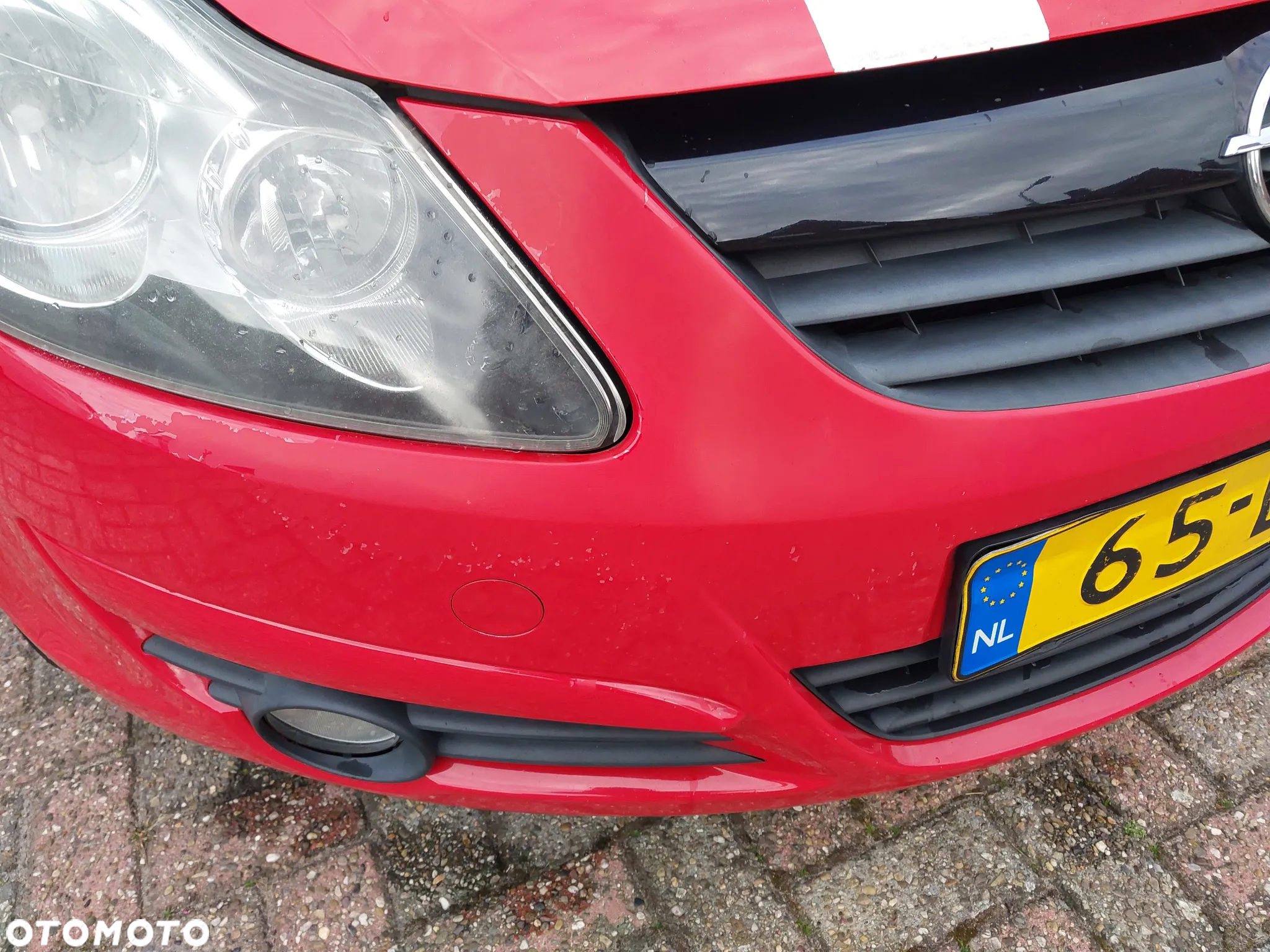 Opel Corsa 1.4 16V Color Edition - 2