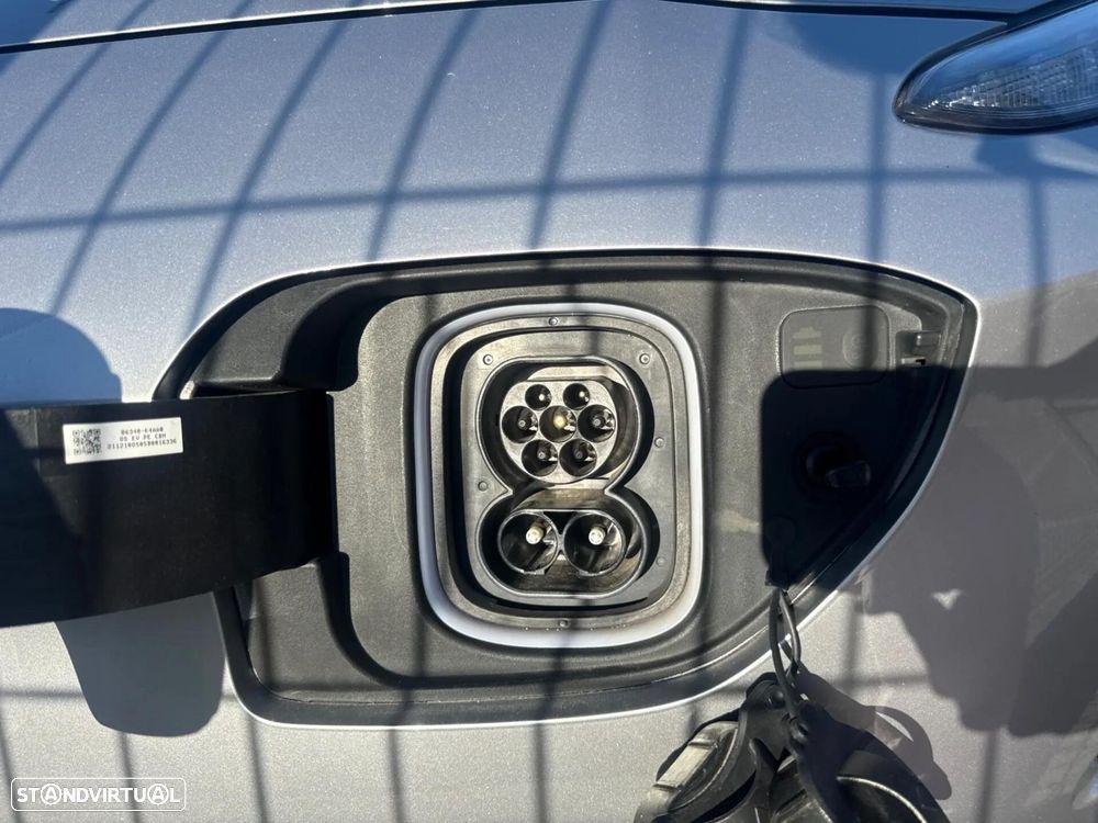 Hyundai Kauai 64 kWh Vanguard — fotografia 10