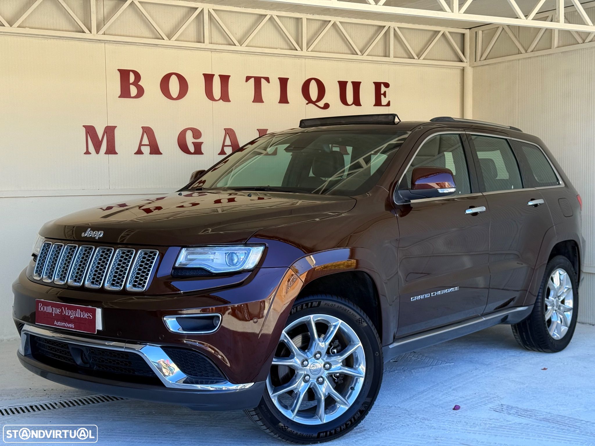 Jeep Grand Cherokee 5.7 V8 HEMI 4WD Auto Summit - 1