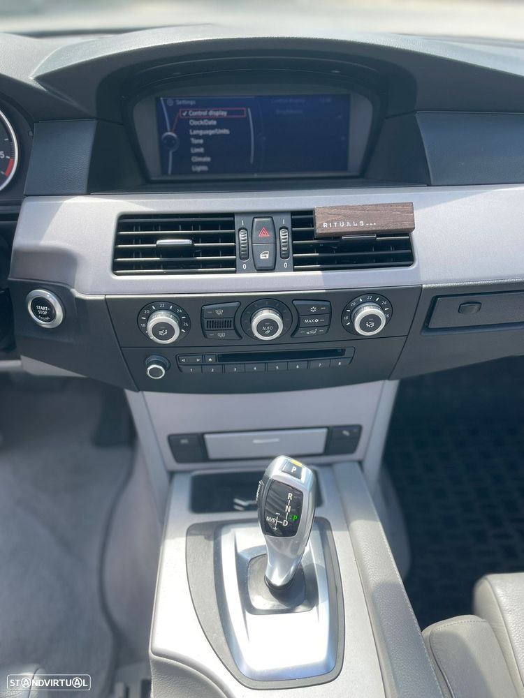 BMW 520 dA Sport - 8