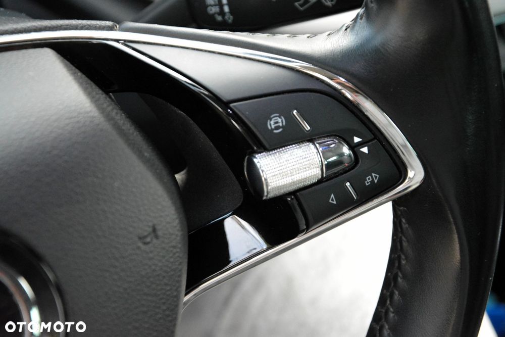 Skoda Octavia 1.5 TSI ACT Ambition - 22