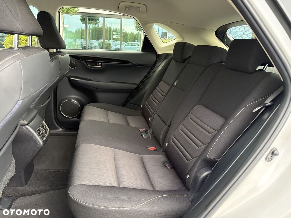 Lexus NX 200t Elite AWD - 14