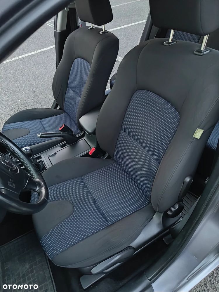 Mazda 3 1.6 16V Exclusive - 10