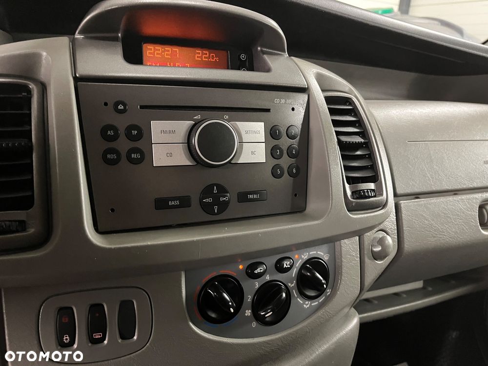 Opel Vivaro - 14