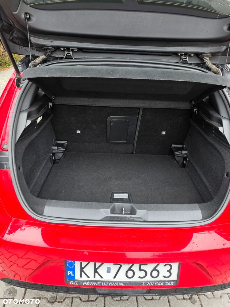 Opel Astra 1.2 T GS S&S - 19