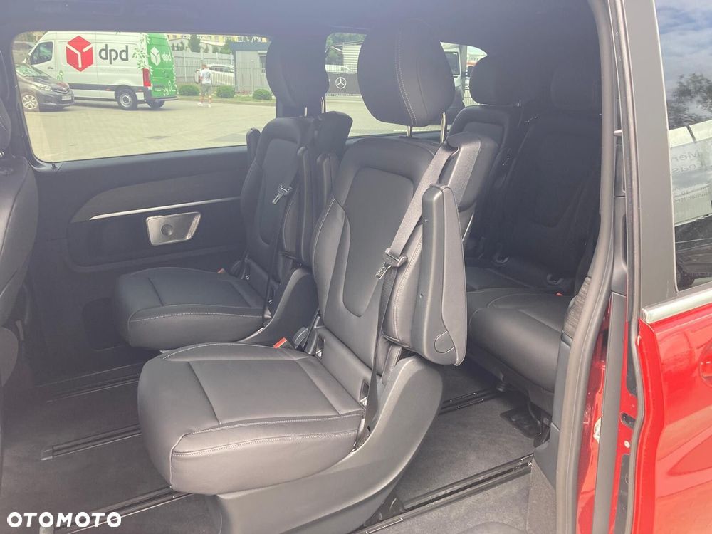 Mercedes-Benz Klasa V - 23