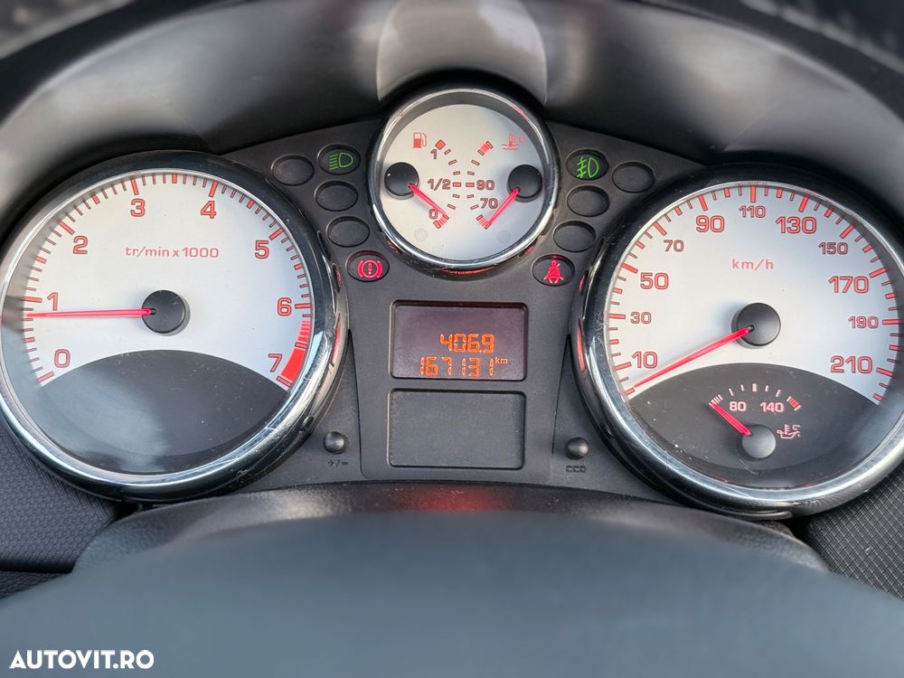 Peugeot 207 150 THP Sport - 10