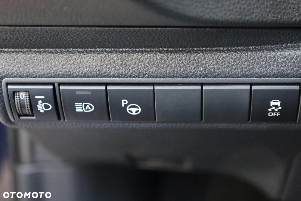 Toyota Corolla 1.8 Hybrid GPF Comfort - 28