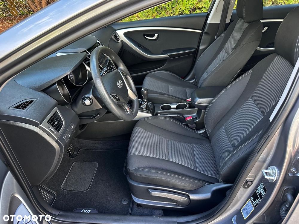 Hyundai i30 - 21