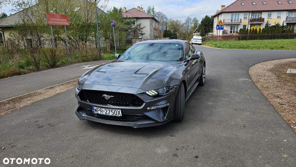 Ford Mustang - 2