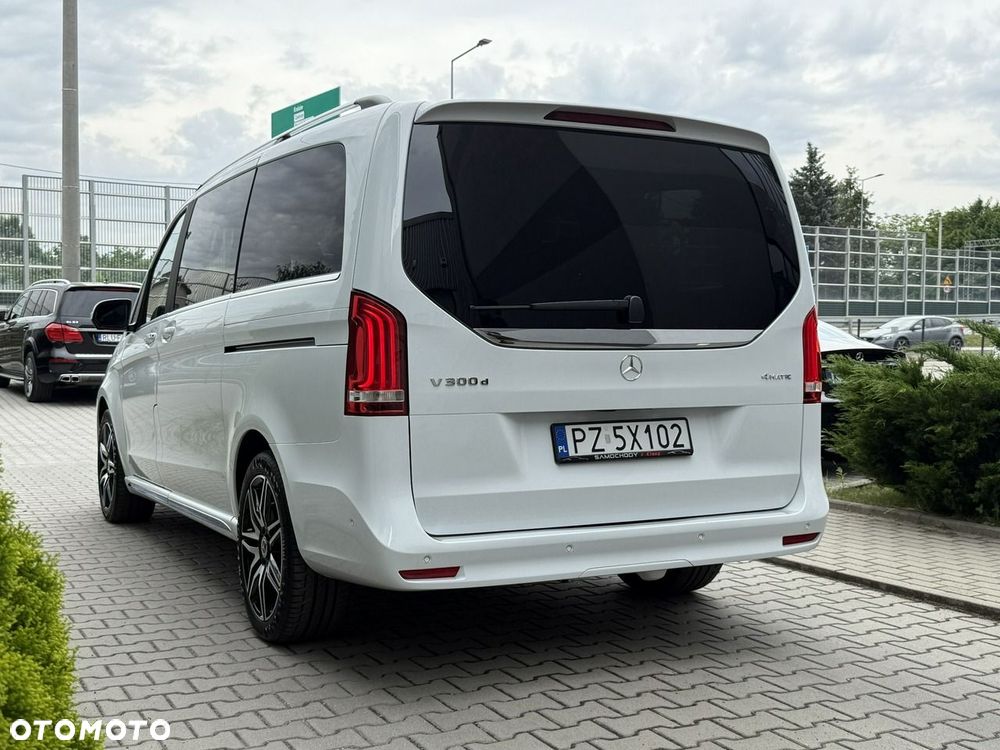 Mercedes-Benz Klasa V - 8