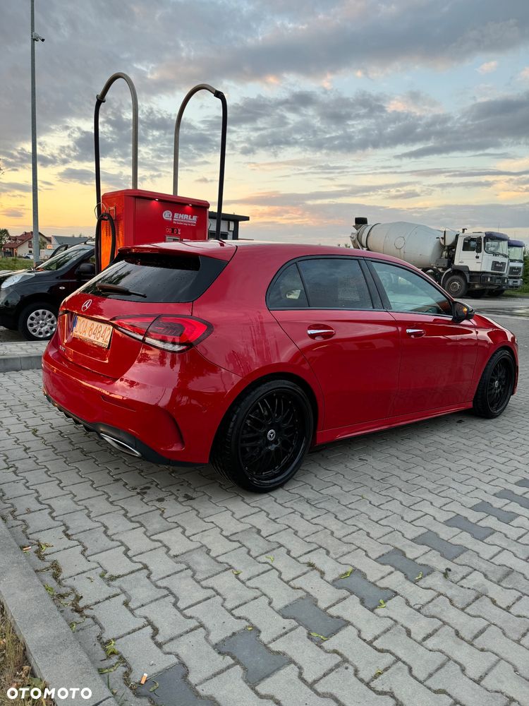 Mercedes-Benz Klasa A 180 AMG Line 7G-DCT - 2