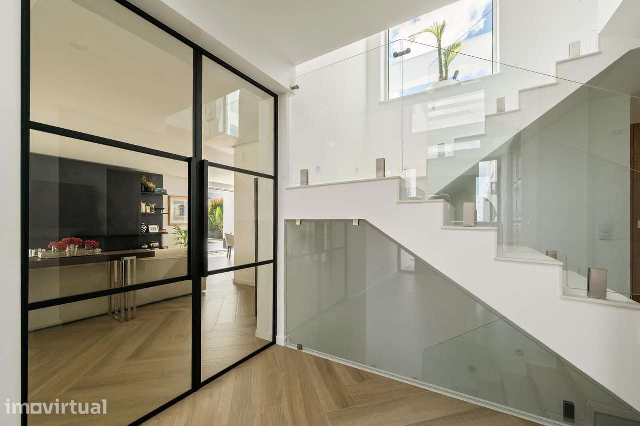Moradia T4 com piscina, Monte Estoril, Cascais - Grande imagem: 3/60