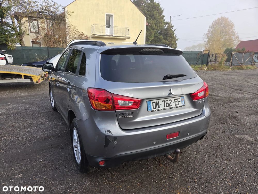 Mitsubishi ASX 1.8 DID Invite 4WD AS&G - 12