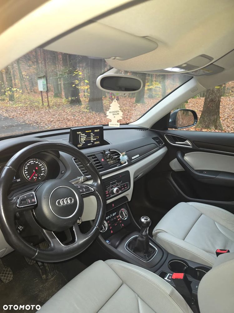 Audi Q3 2.0 TDI Quattro Edycja Specjalna - 10