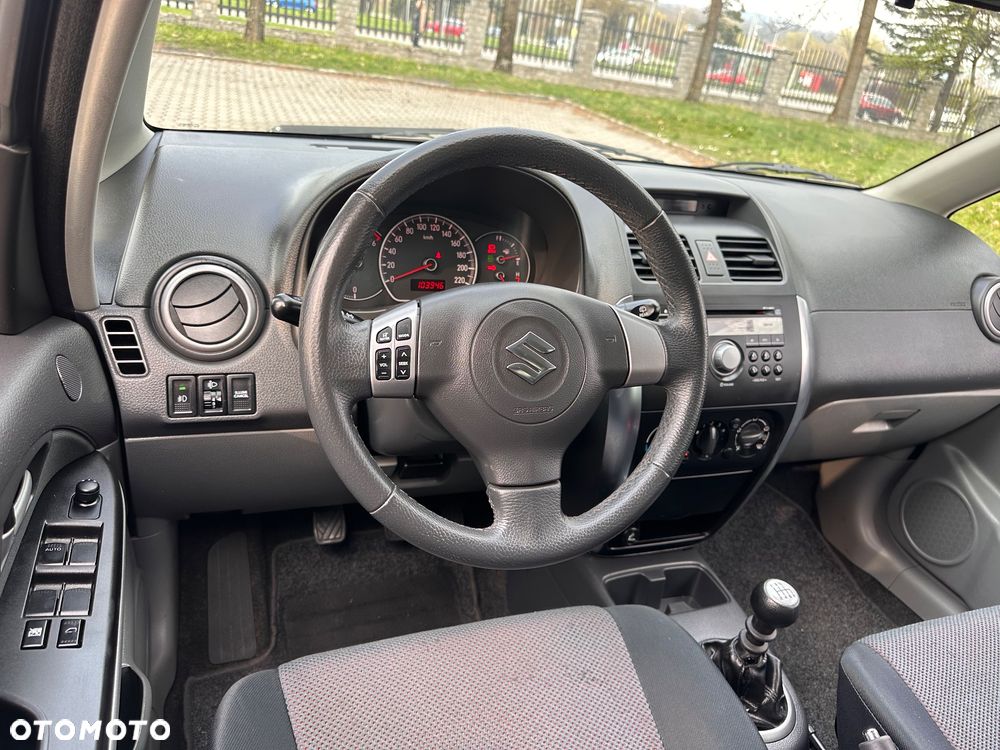 Suzuki SX4 1.9 DDiS DPF 4x4 Comfort - 19