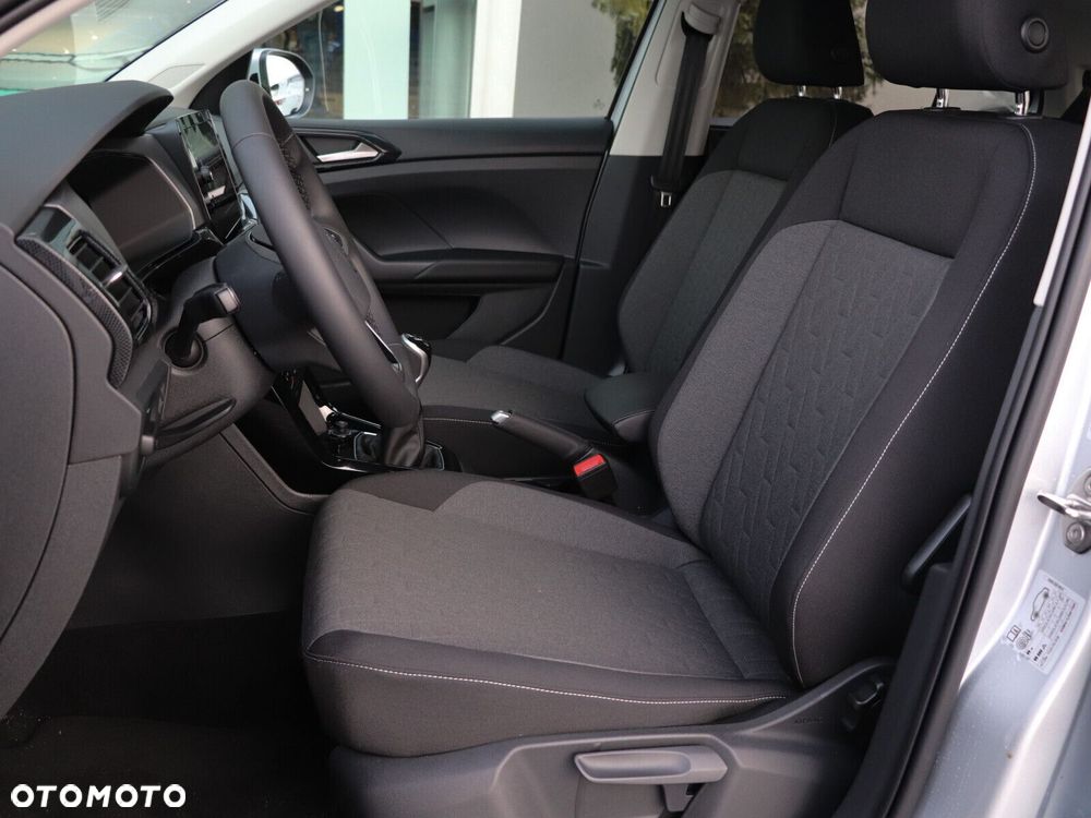 Volkswagen T-Cross - 12