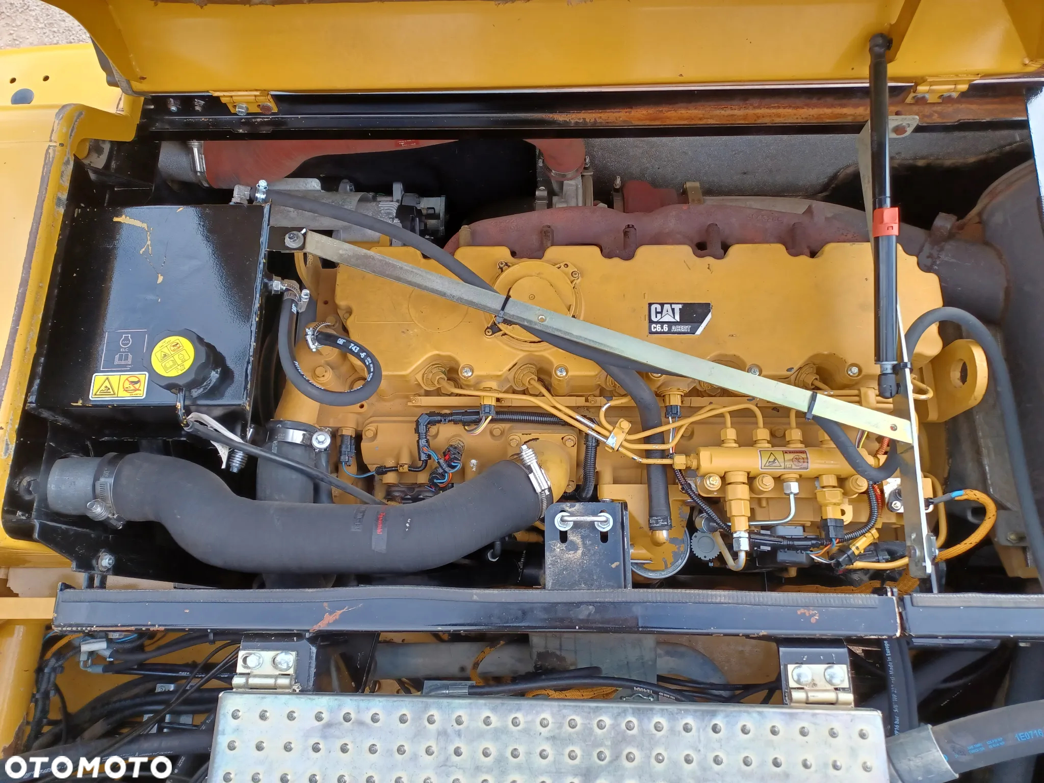 Caterpillar CAT M 322 D - 24