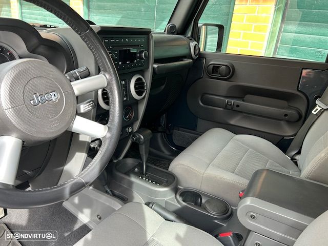 Jeep Wrangler Unlimited 2.8 CRD ATX Sahara Limited - 11