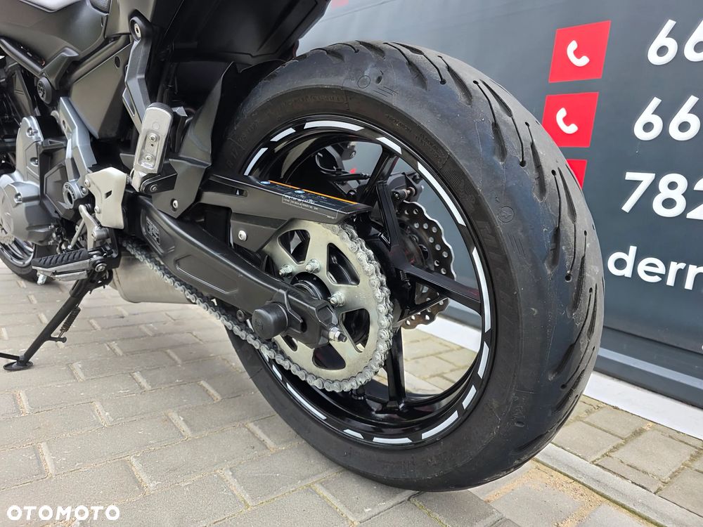 Kawasaki Z 650 - 7