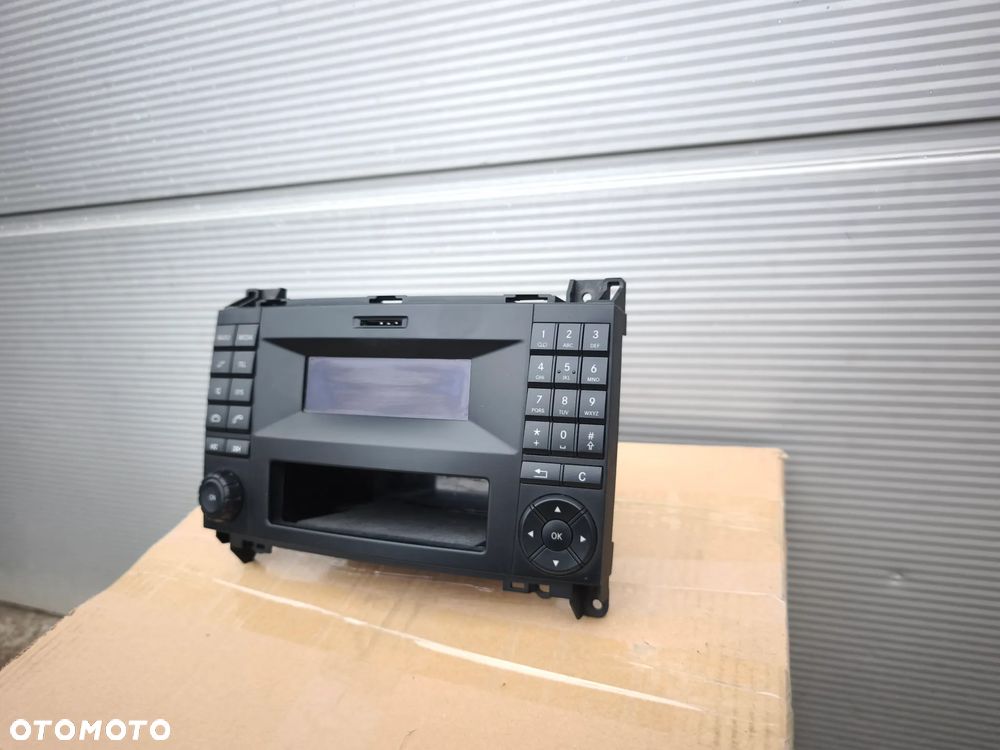 Radio Mercedes-Benz Vito w447 447 a4479002305 2014- - 3