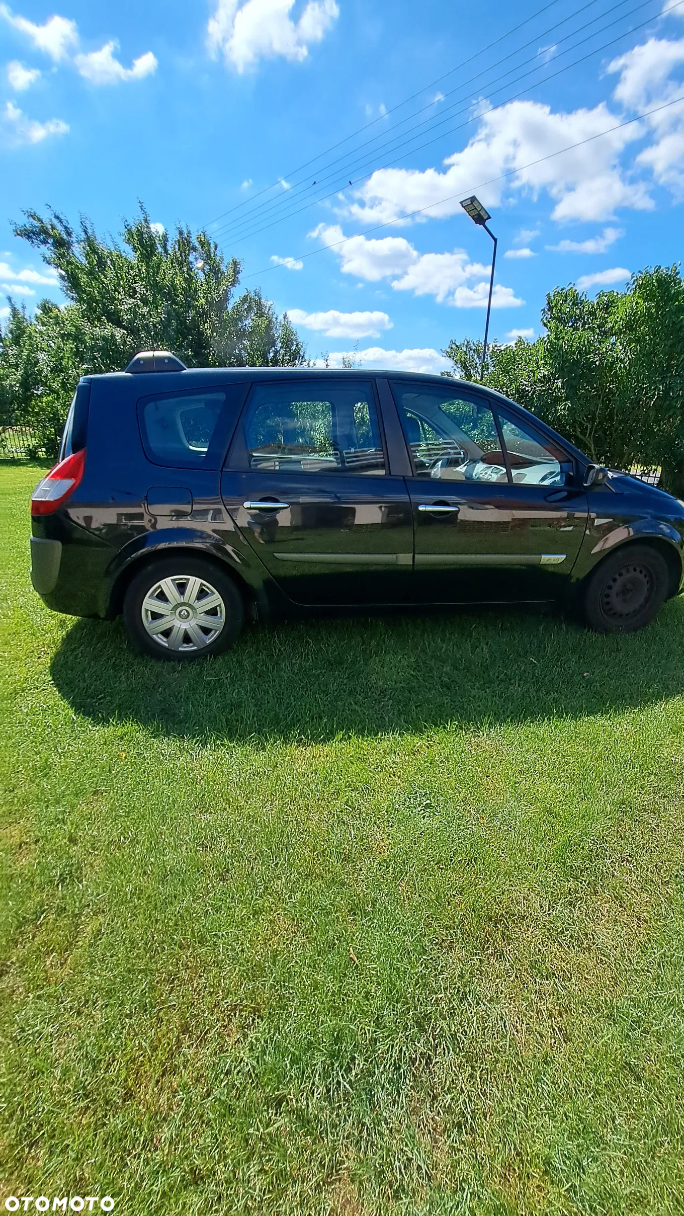 Renault Grand Scenic - 8