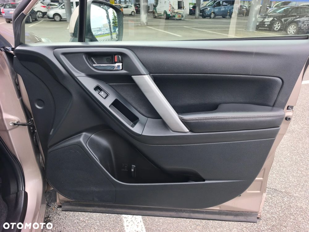Subaru Forester 2.0D Active - 19