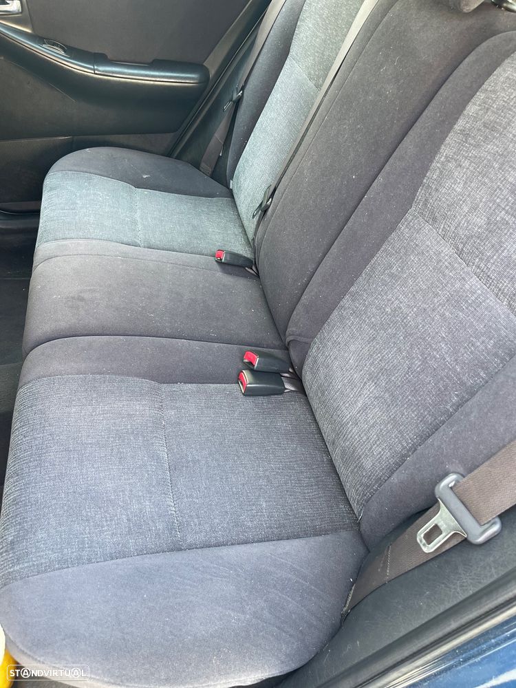 Toyota Corolla SW 2.0 D-4D SE - 12