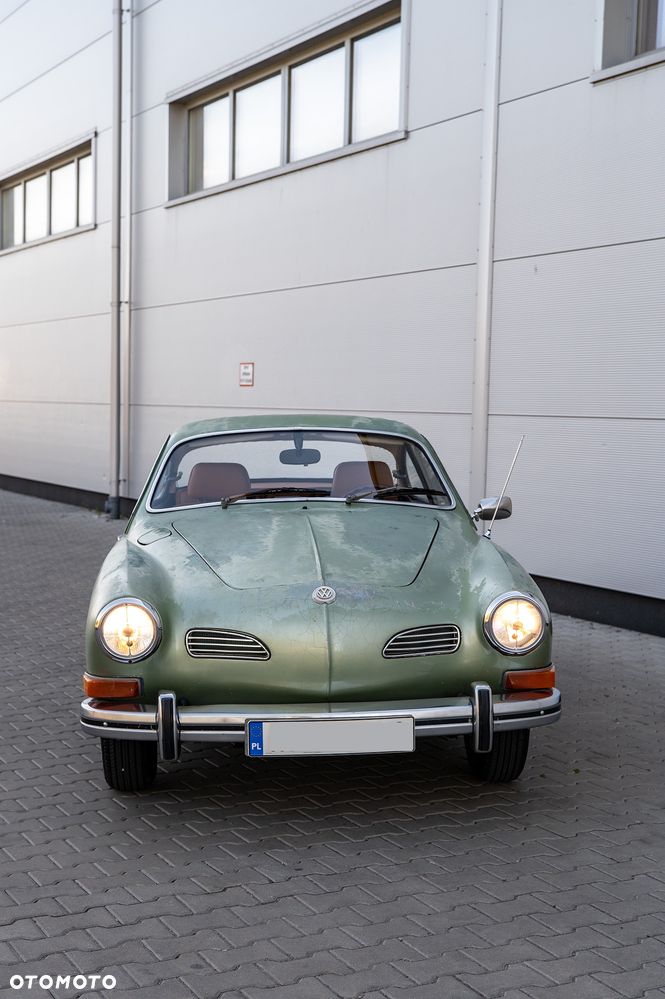 Volkswagen Karmann Ghia - 8