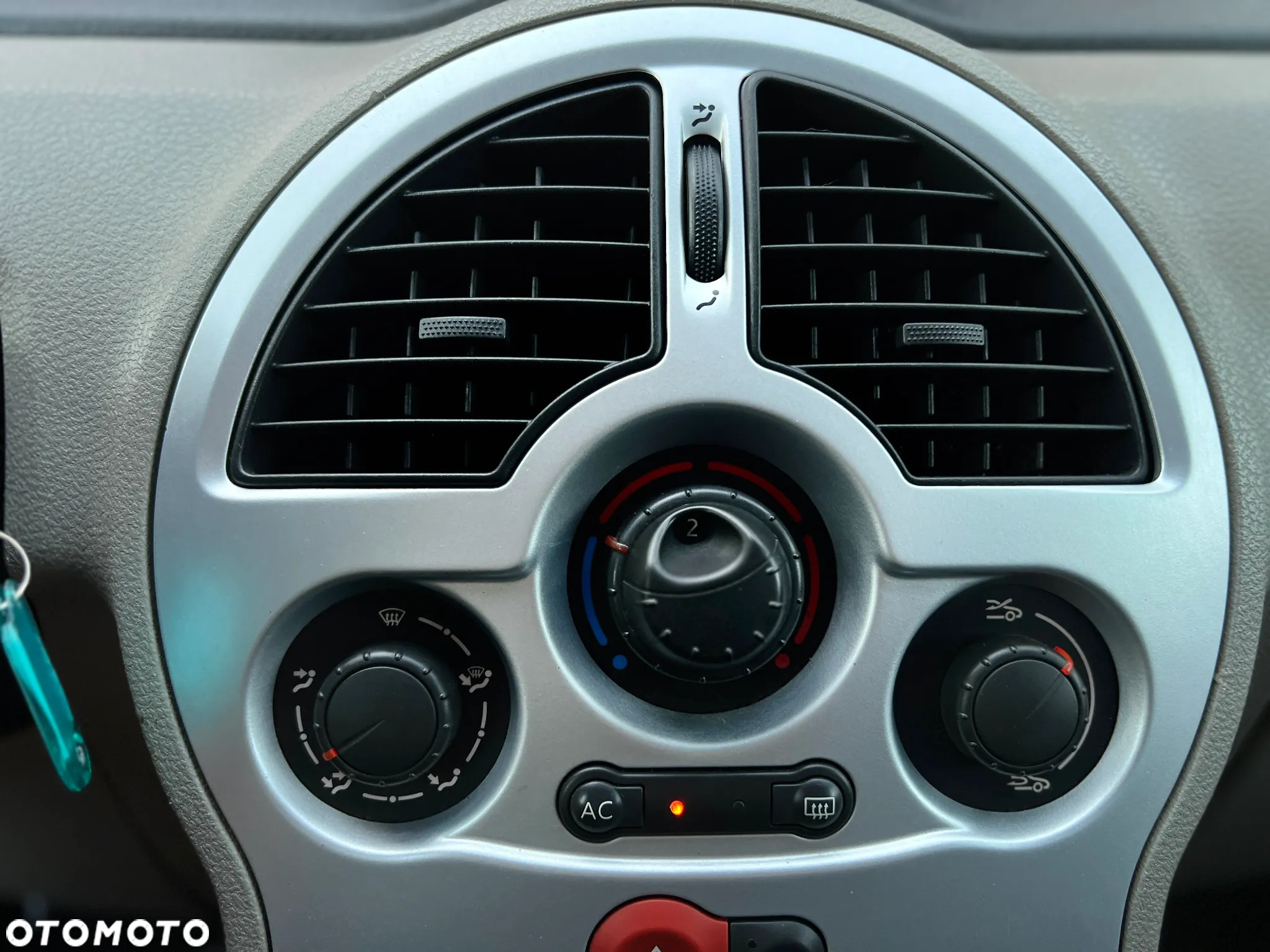 Renault Modus - 23