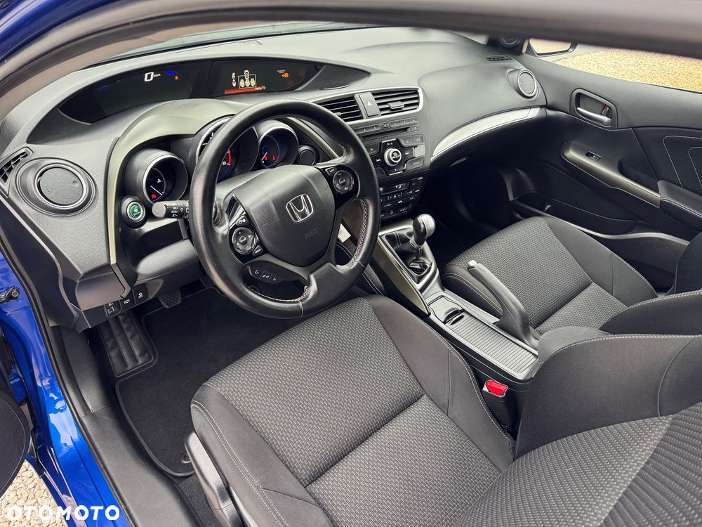 Honda Civic 1.4 i-VTEC Sport Black Edition - 29