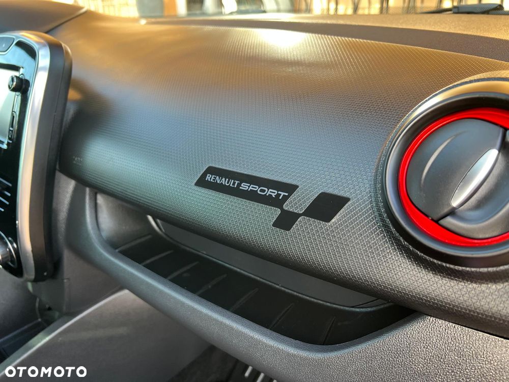 Renault Clio 1.6 R.S 200 EDC - 32