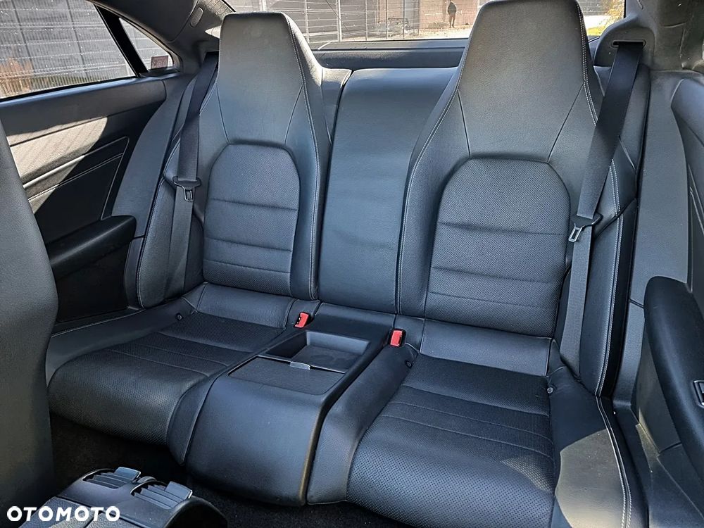 Mercedes-Benz Klasa E - 21