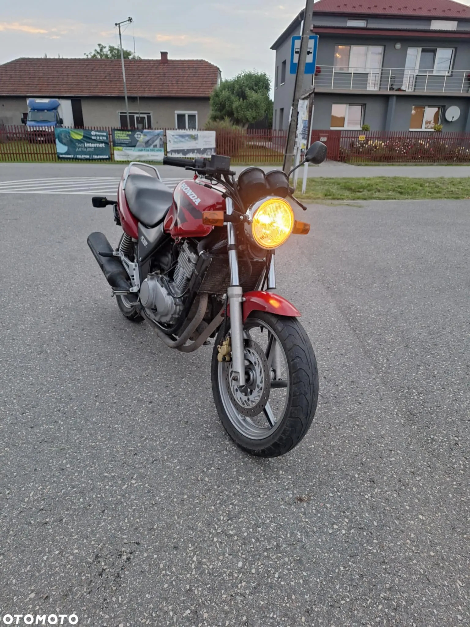 Honda CB - 2