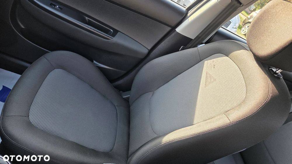 Hyundai i20 - 14