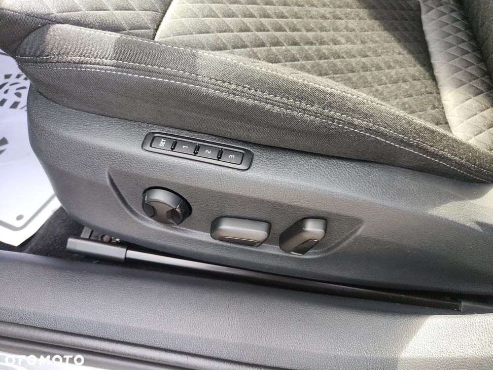 Skoda Superb 1.8 TSI DSG Style - 11